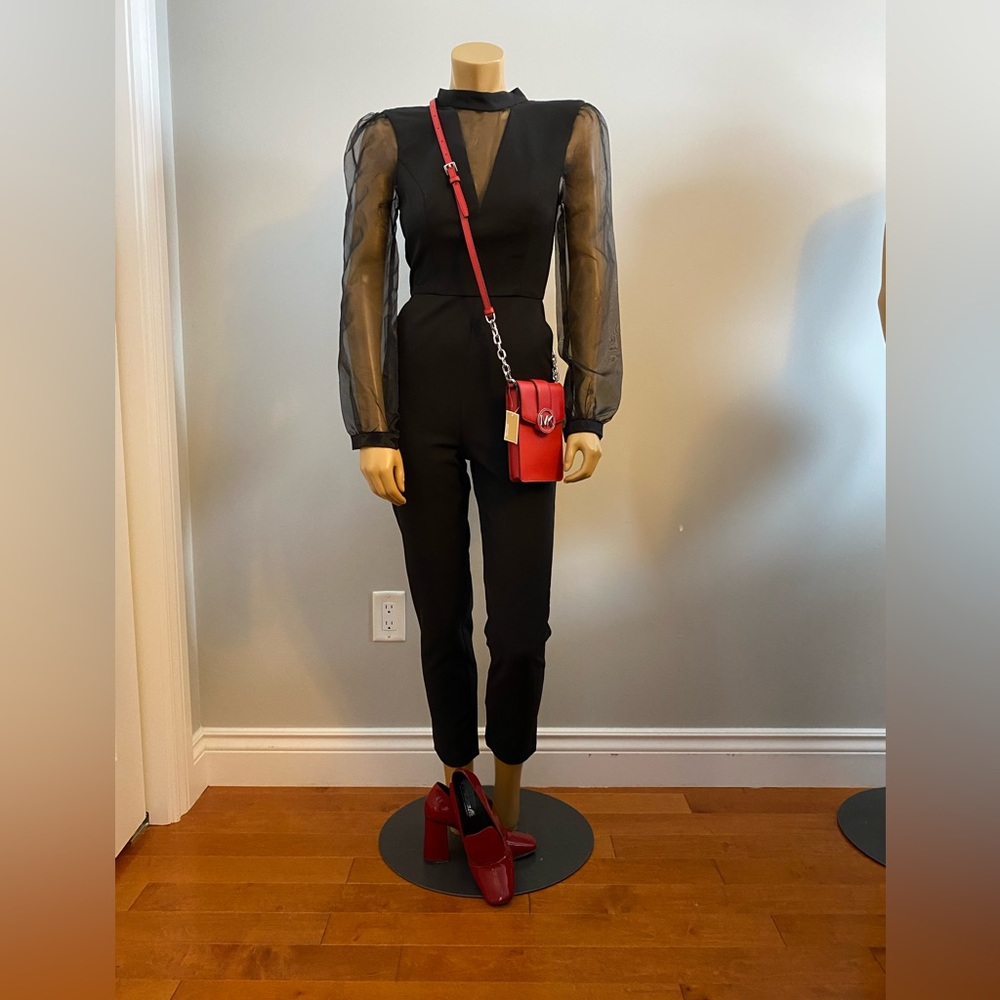 BCBG Generaton black 1 piece pant suit NWTs size 0 polyester/spandex 2 pockets